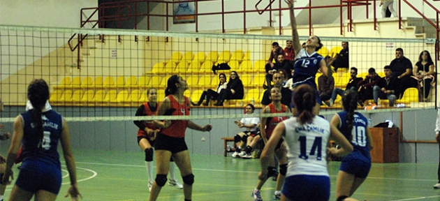 Voleybolda klasman tamamlanıyor