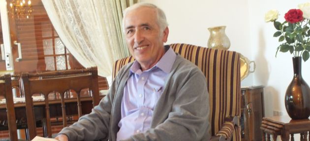 Yanarız