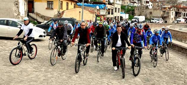 ‘Yaşasın iki pedal’