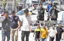 Polis peşlerinde