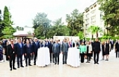 Plaket takdim edildi