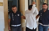 Şüpheli hareketleri ele verdi