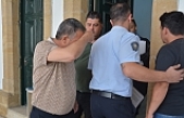 Utanmaz adam