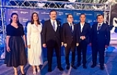 İspanya’da kongreye katıldı
