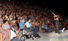 Yıldız Tilbe binlerce kişiye unutamayacakları bir gece yaşattı