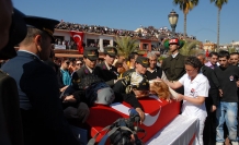 Yürekler yandı