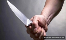 Bıçakla evi bastı bir kişiyi yaraladı