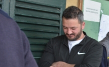 ‘Yakarım buraları’