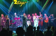 Konuklara keyifli anlar yaşattı