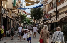 Borçlu insan sayısı da çok