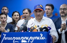 Çoğunluğu sağladı
