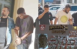 Polisin Lefkoşa’da düzenlediği Kelepçe Operasyonunda paketlenmiş, satışa hazır bir kilo uyuşturucu madde ele geçirildi; 3 kişi tutuklandı