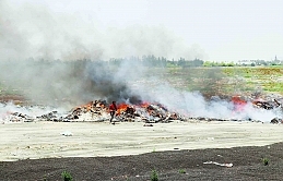 Çöplüğe dönüşen Haspolat’ta atık su arıtma tesisinde dün de yangın çıktı