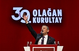 CHP’nin 39’uncu kurultayında Özgür Özel yeniden genel başkan seçildi