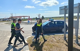 Bakanlar Kurulu, ülkede izinsiz yaşayanları kayıt altına almak için 45 gün içinde başvuru şartı ve bir asgari ücret cezasıyla yeniden ‘af kararı’ çıkardı