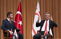Erhürman, Kıbrıs’tan çıkacak doğal gaz transferinin, Türkiye'yi dışarıda bırakarak gerçekleştirilemeyeceğini söyledi
