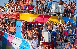 Rum turizmini İngiliz ve İsrail vatandaşları kurtardı