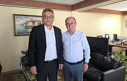 Cumhurbaşkanı Erhürman, Diyalog Medya’yı ziyaret ederek Reşat Akar’la görüştü