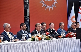 Başbakan Üstel, yeni dönemde hayata geçirmeyi planladıkları projelerin bir kısmını açıkladı