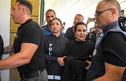 ‘Sahte diploma’ davasında Fatoş Ünal’a 5 yıl hapislik cezası veren mahkeme, bu tür suçların tüm üniversiteler açısından ciddi bir olumsuz algı oluşturduğuna dikkat çekti