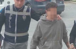 Kafasını şişirdi