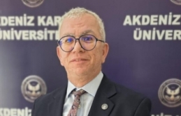 Esenyel: Rumlar, casino turizmimize gıpta  ederken, biz baltalamak için her şeyi yapıyoruz