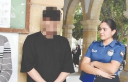 Geldiğine pişman oldu