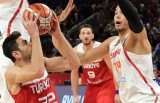 12 Dev Adam'dan  Eurobasket’e veda