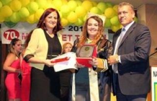 140 öğrenci diploma aldı