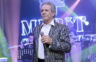 Merit İranlı ünlü şarkıcı Aref’i ağırladı