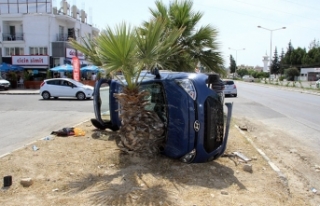 Sürüklendi yan yattı