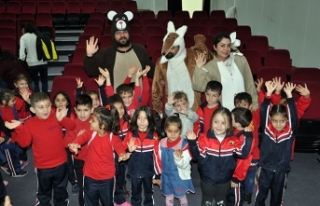 ‘Becerikli Kanguru’ Güzelyurt’ta Sahnelendi