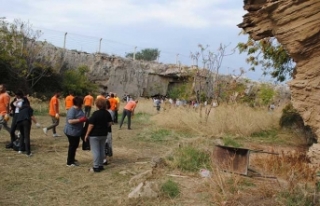 Girne’de tarihi alan Krisokova’da yapılan çevre...