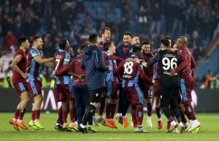 Trabzon’da “Fener” alayı 2-1