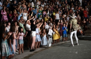 Kenan Doğulu, Ege’deki açık hava konserlerini...