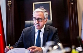 Akıncı, Bilişim Suçları Yasası’na sahip çıktı