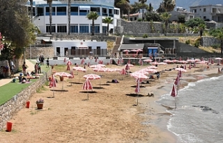 Girne’de plajlar temiz