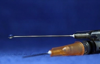 Sahte aşı belgesi veren doktor tutuklandı