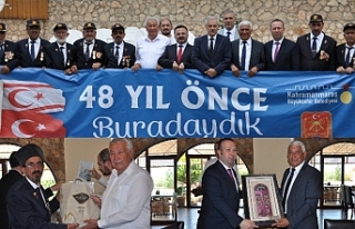 ‘48 yıl önce buradaydık’