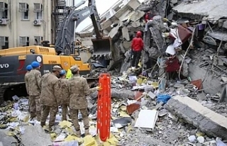 Deprem öldürmez, kağıttan evler öldürür
