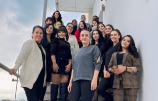 'Kadınlar, toplumun temel taşlarıdır'