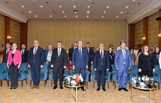 Tarihe ışık tutuyor