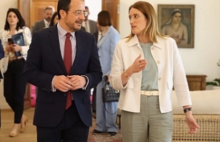 Destek için adaya geldi