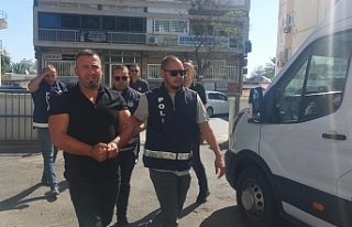 Kalçasından vurdu