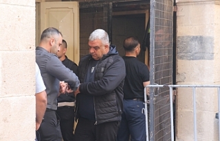 Tefecilikle suçlanıyor