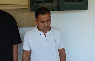Polisin yerine imza attı