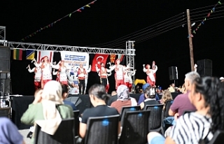 Bölgeye renk kattı