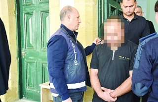 Sırada emri veren var