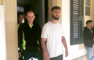 Yatar çıkarım seni bulurum