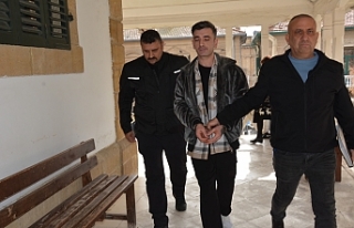 Bacağına sıkacaktım